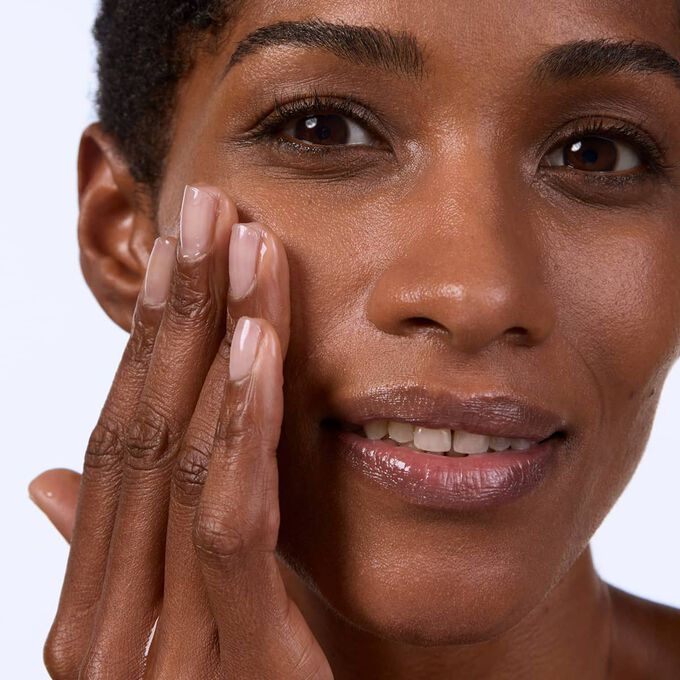 Loci&oacute;n Antiedad Multi-Intensive