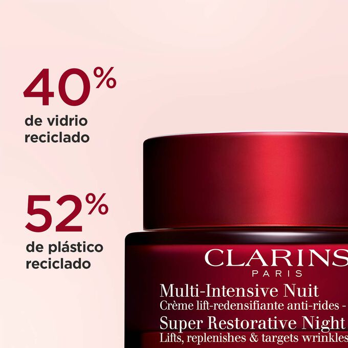 Enfoque de la flor de árgoma, que pone de relieve el 94% de ingredientes de origen natural y las 7 plantas bio utilizadas en la crema Noche con fórmula tipo retinol para pieles secas