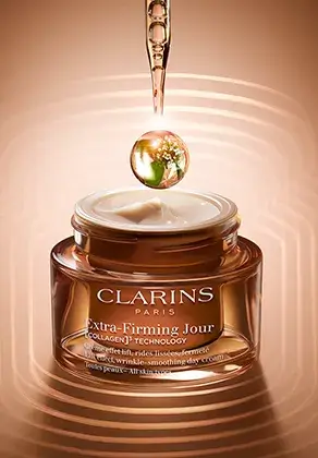 Foto de Extra-Firming Jour con una pipeta y una gota