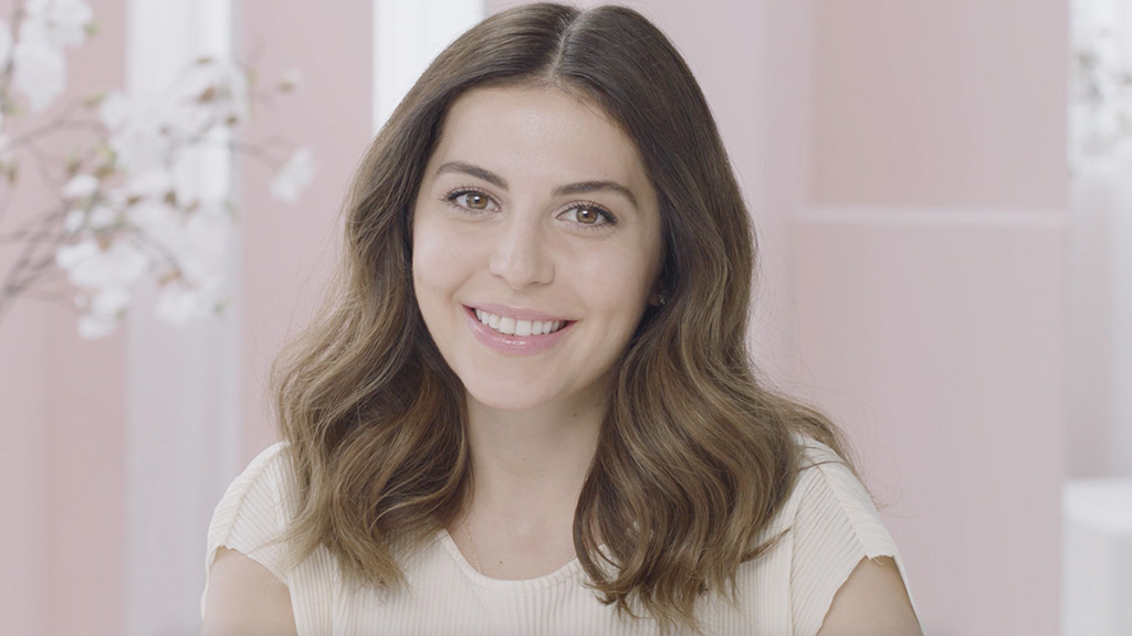 El look de maquillaje de Simply Sona